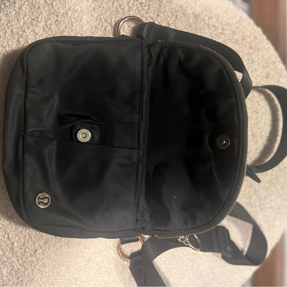 Black Lululemon Crossbody All Night Festive Bag Micro 1.5 L